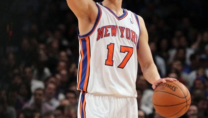 回顾林疯狂：对德隆砍25分开启 战科比轰38分&amp;amp;3分绝杀猛龙到高潮